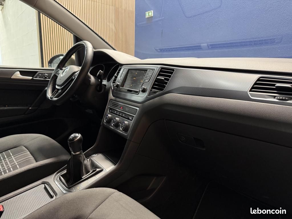 VOLKSWAGEN GOLF Sportsvan 1.4 TSI 125 CH LOUNGE - DISTRIBUTION NEUVE (image 16)