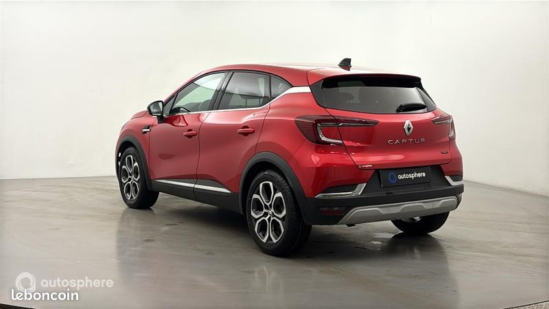 Renault Captur 1.6 E-Tech hybride 145ch Engineered (image 8)