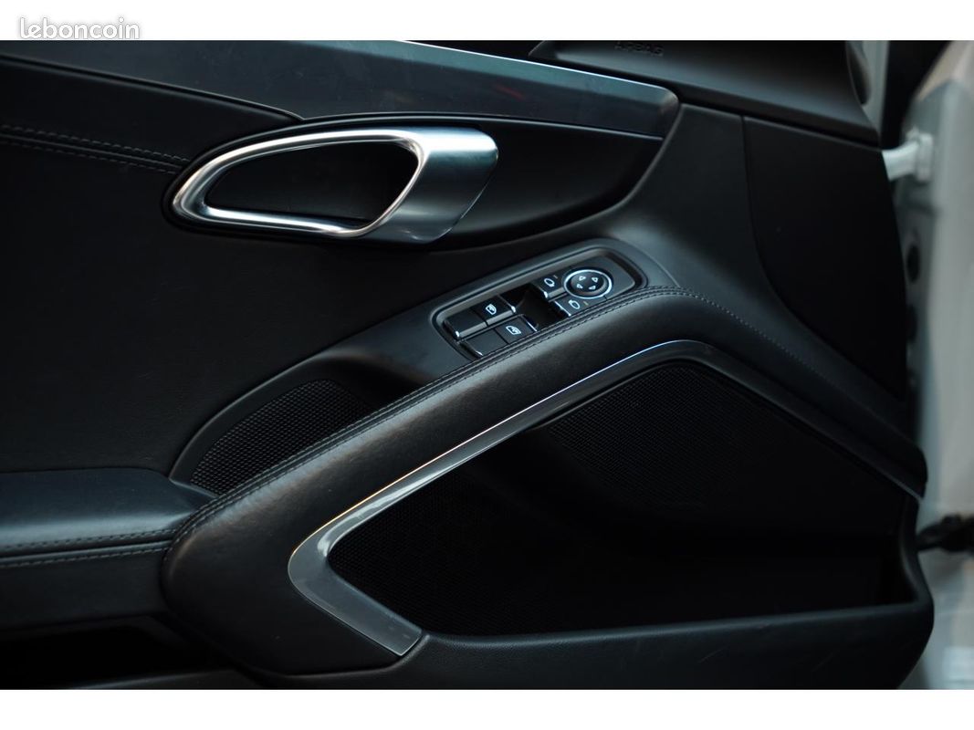 PORSCHE 911 991.2 PDK I 3.0 370CH I Toit ouvrant I PSE I Suivi complet I Garantie (image 17)