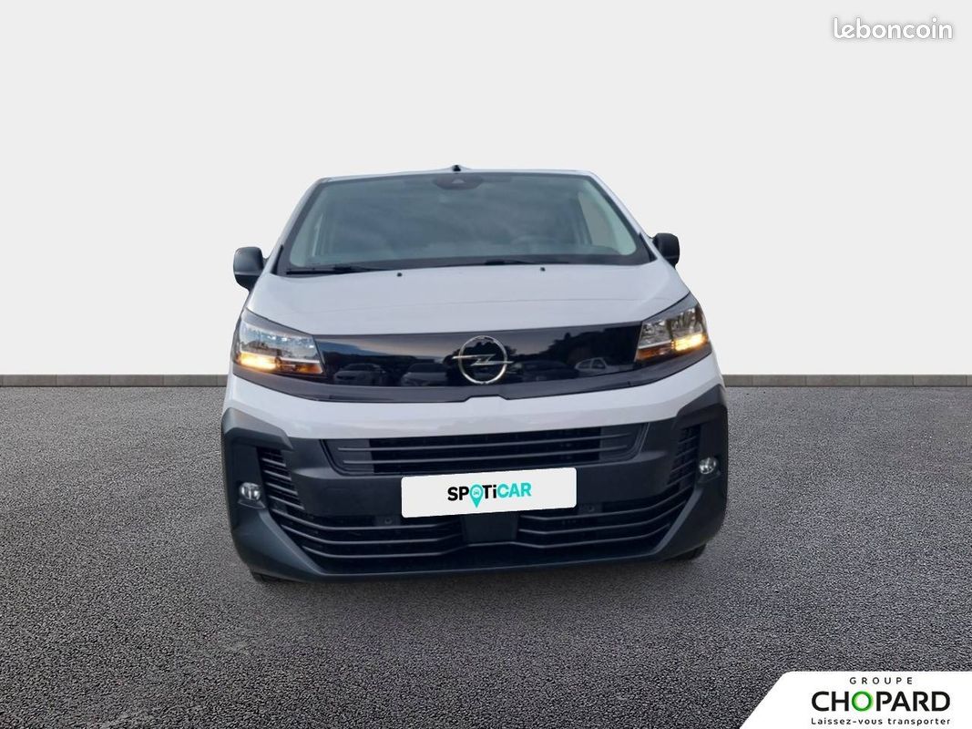 Opel vivaro fgn taille m bluehdi 145 s&s eat8 (image 2)
