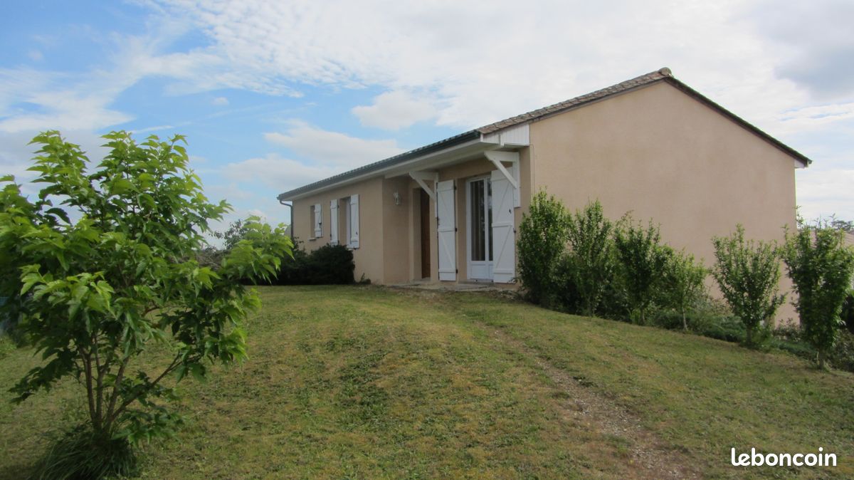 Maison 5 pièces 130 m² · à Coursac · 130 m² · 830 €