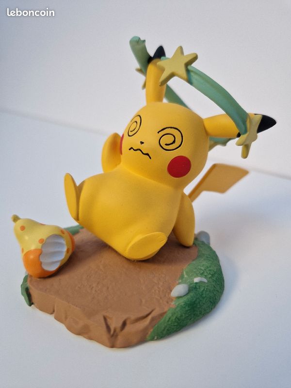 Figurine Pikachu Moods confused (étourdi) Pokémon Center (image 6)