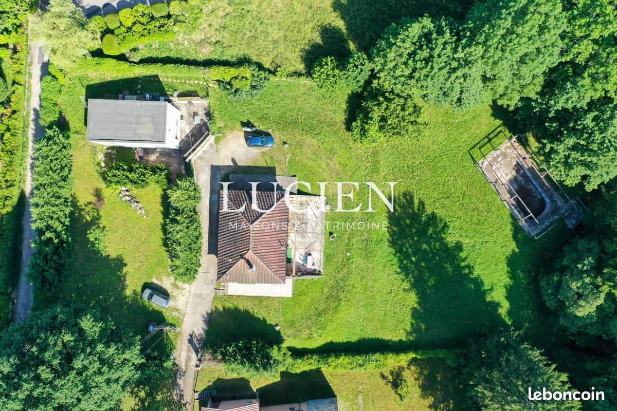 Maison 6 pièces 139 m² · à Charbonnières-les-Bains · 139 m² · 950 000 €
