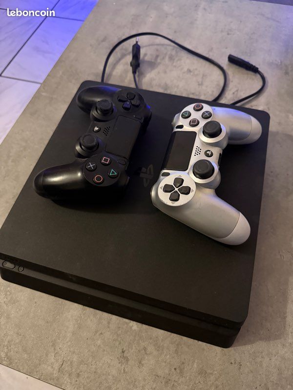 Console PS4 Slim (image 1)