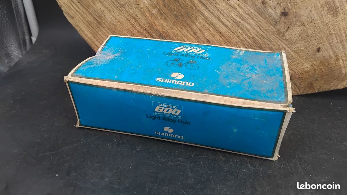 NEUF en Boîte Moyeu Shimano 600 Lite Alloy ancien velo