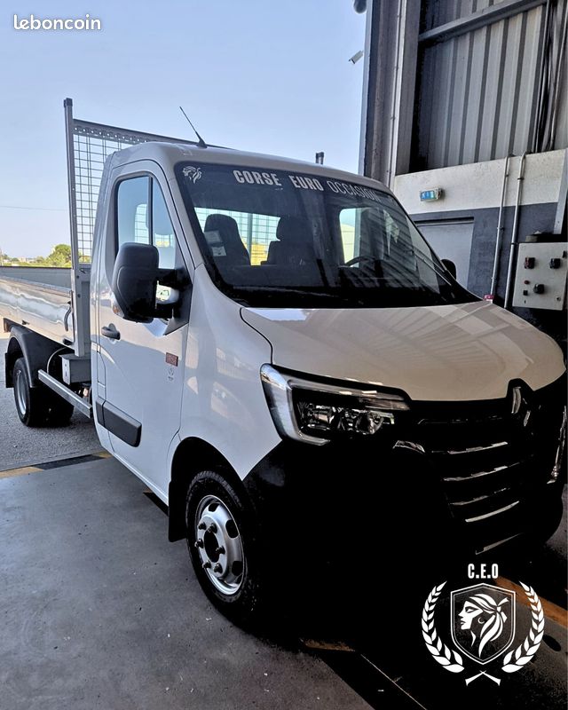 RENAULT MASTER BENNE 165cv – PACK CHANTIER RENFORCÉ (image 1)