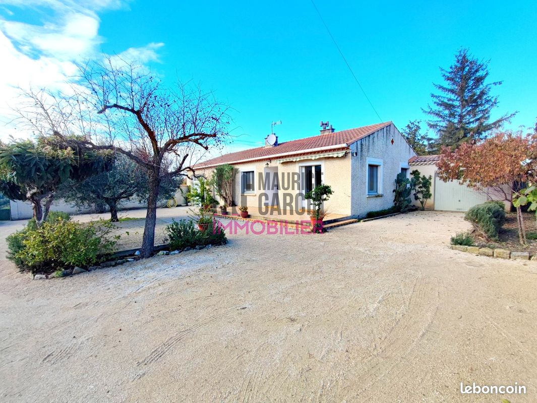 Maison 3 pièces 90 m² · à Pernes-les-Fontaines · 90 m² · 1 145 €