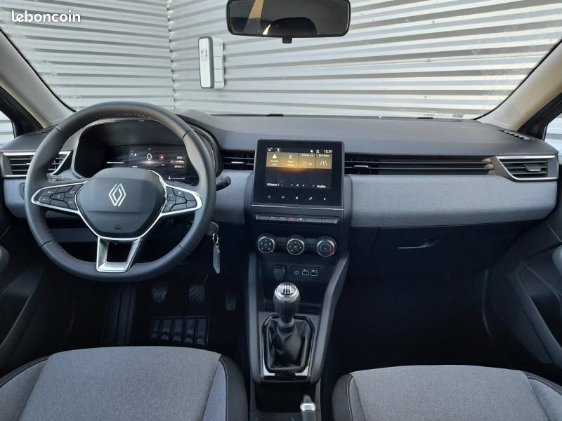 Renault Clio 1.5 dCi 100ch Evolution - 25 (image 11)