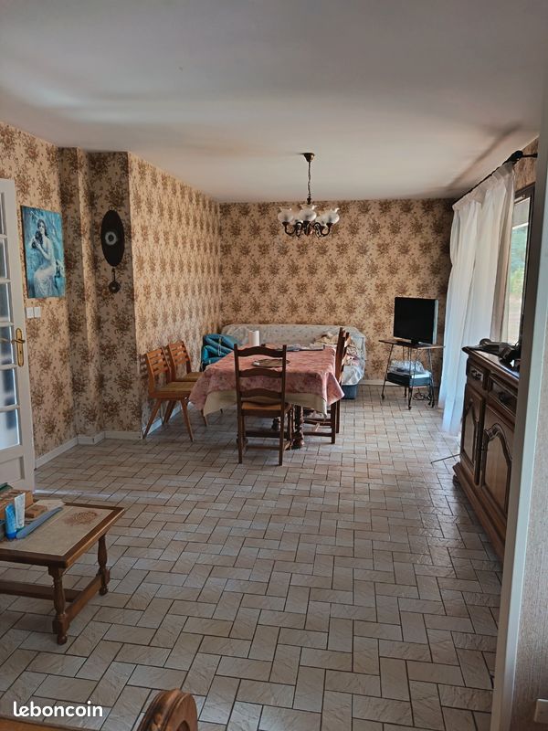 Maison 88 m² · à Cercié · 88 m² · 240 000 €