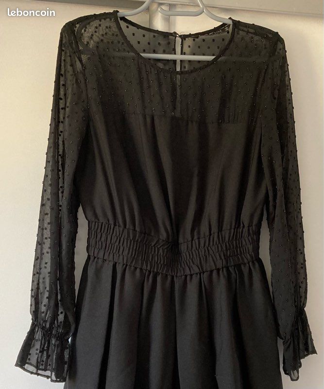 Combishort combinaison short Zara noir taille M Vêtements