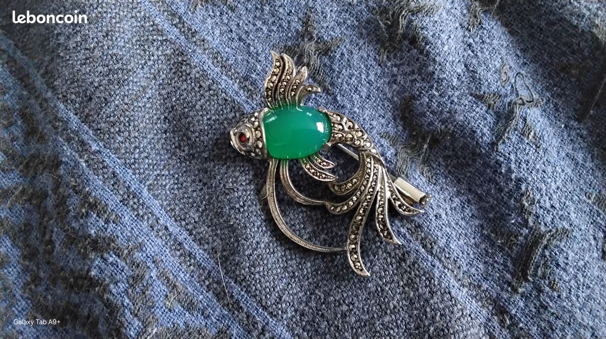SUPERBE BROCHE ANCIENNE en bronze poisson ouvragé EUR 19,00 - FR