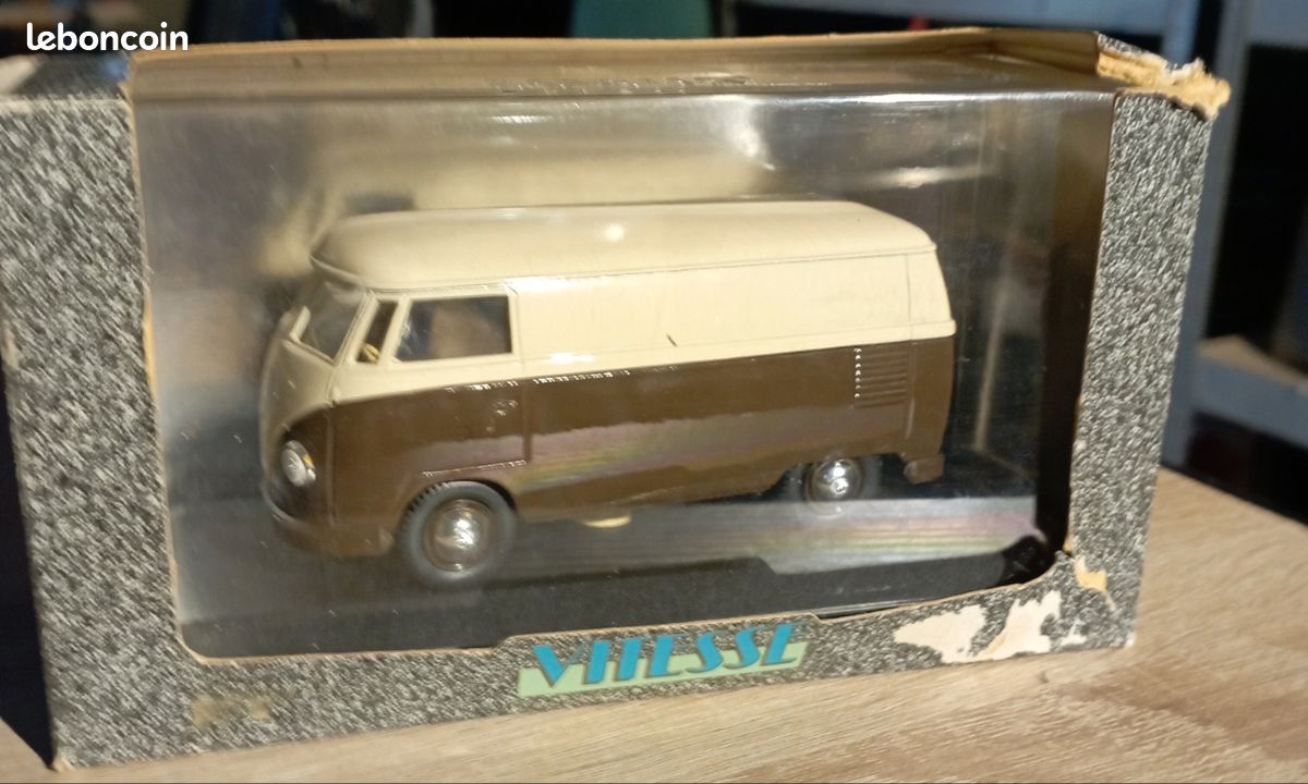 Volkswagen Bulli Vitesse 1/43 - Postes Belges, édition Limitée 0767/1000, PTT