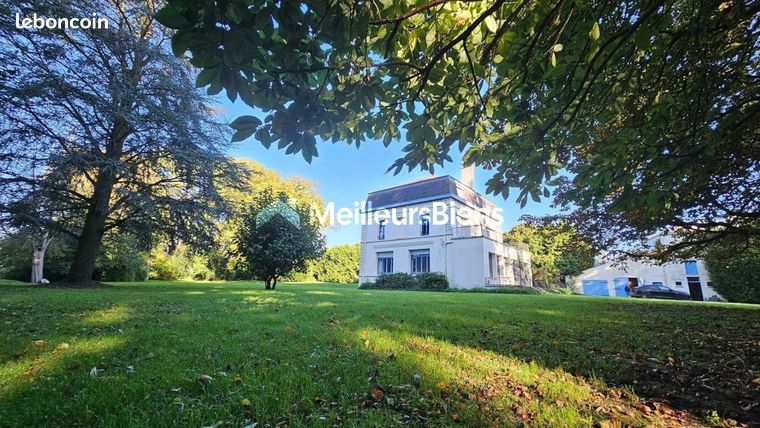 Propriété 10 pièces 315 m²