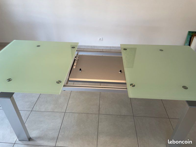 Table (image 2)
