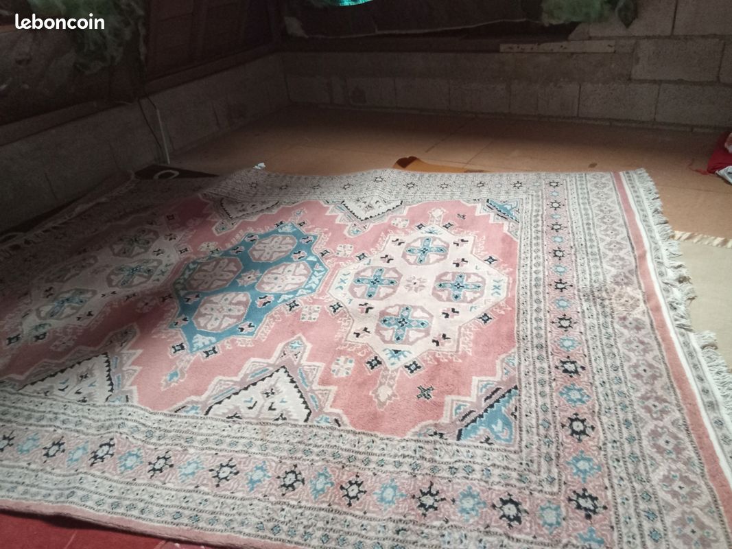 Tapis oriental (image 1)