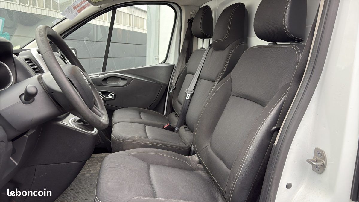 Renault trafic l1h1 1200 1.6 dci 95 confort 2020 (image 7)