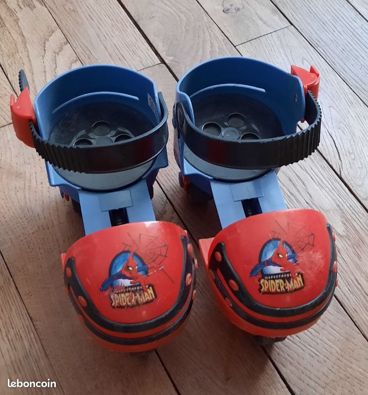 Rollers SPIDERMAN avec équipement de protection (image 1)