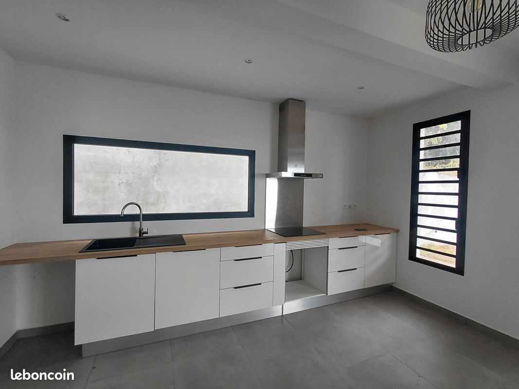 Maison 4 pièces 117 m² · à La Possession · 117 m² · 1 580 €/mois
