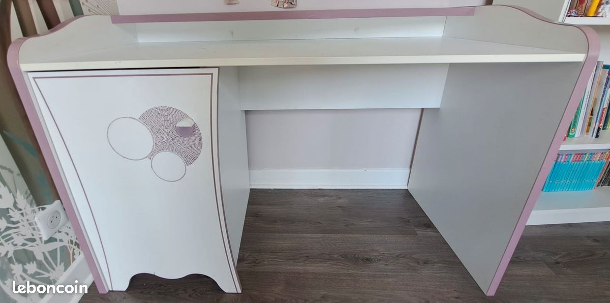Chambre fille - lit avec tiroir - table de chevet - bureau (image 10)