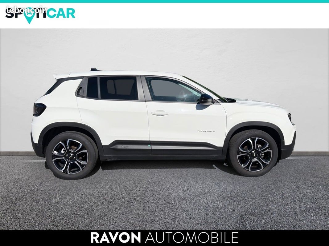 JEEP Avenger 1.2 Turbo T3 100 ch Summit (image 6)