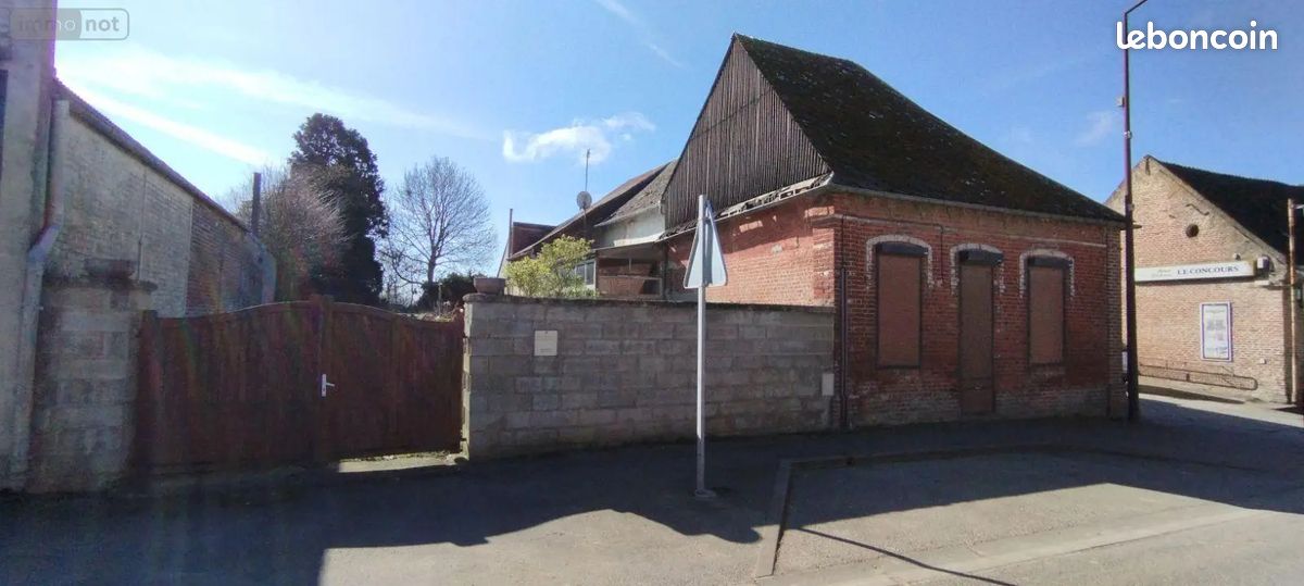 Maison 3 pièces 94 m² · à Sains-Richaumont · 94 m² · 35 000 €