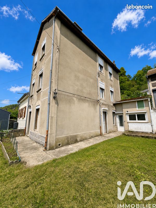 Maison 5 pièces 115 m² · à Bogny-sur-Meuse · 115 m² · 45 000 €