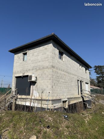 Maison 5 pièces 222 m²