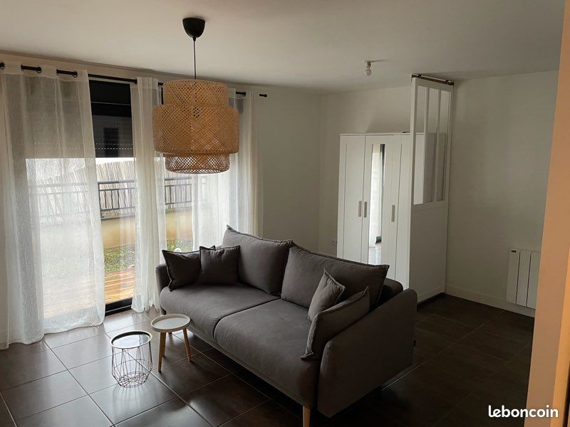 Appartement 1 pièce 37 m² · à Quincy-sous-Sénart · 37 m² · 820 €/mois