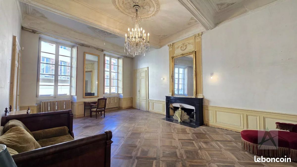 Appartement 8 pièces 267 m² · à Chambéry · 267 m² · 499 500 €