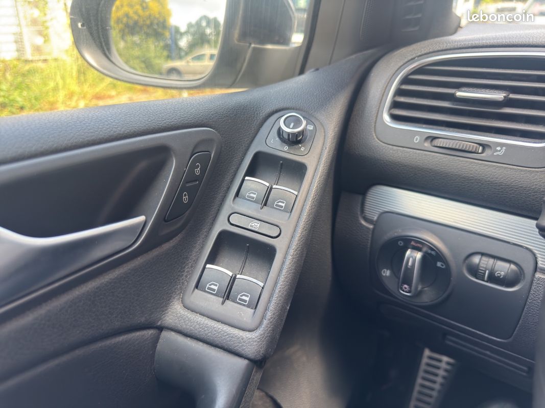 VOLKSWAGEN GOLF 2.0 TSI 270 R 4Motion DSG6 (image 17)