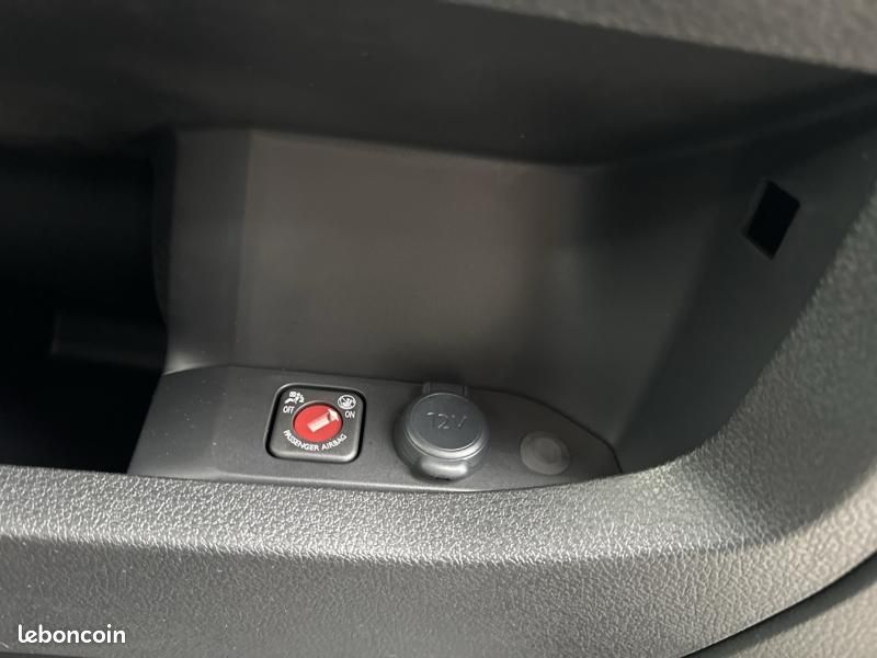 Citroen SpaceTourer XL 2.2 Diesel 180ch S&S EAT8 PLUS (image 31)