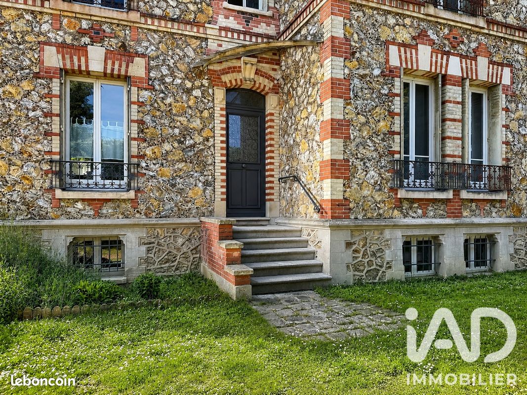 Maison 8 pièces 175 m² (image 2)