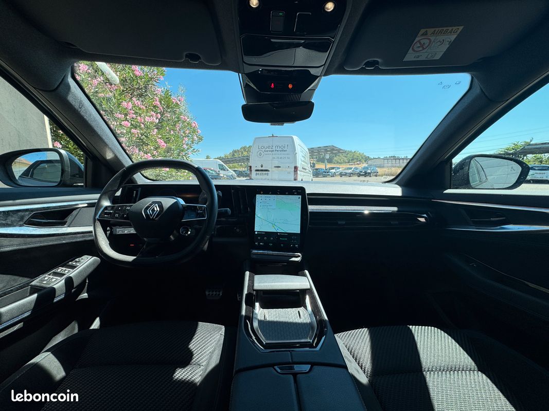 Renault Austral techno esprit Alpine E-Tech full hybrid 200 (image 4)