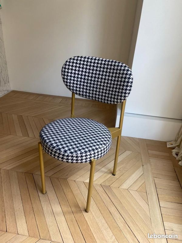 Chaises modernes (image 1)