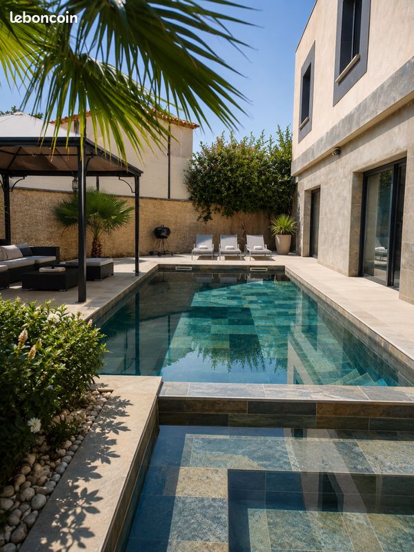 Maison 5 pièces 230 m² · à Gallargues-le-Montueux · 230 m² · 2 290 €