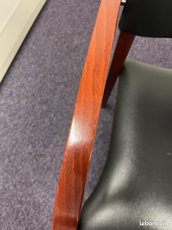 Chaise visiteur en acajou / simili cuir (image 3)