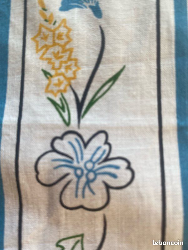 Nappe vintage avec broderie 100% coton blanche et bleue (image 9)