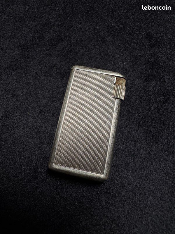 Flaminaire - Rare briquet de poche en laque de chine et plaqué or