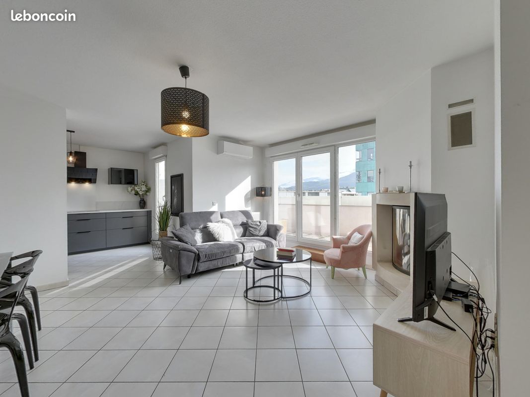 Appartement 3 pièces 71 m² · à Échirolles · 71 m² · 158 000 €