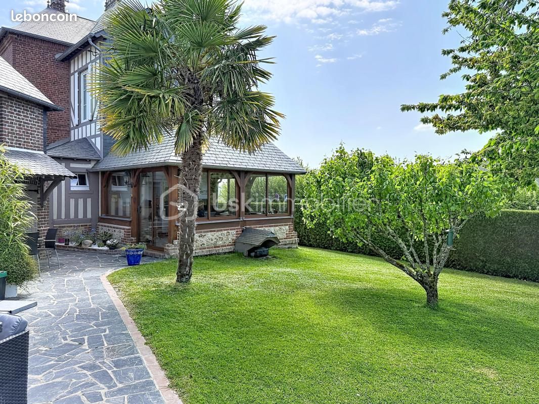 Maison 6 pièces 118 m² · à Pont-l'Évêque · 118 m² · 349 000 €