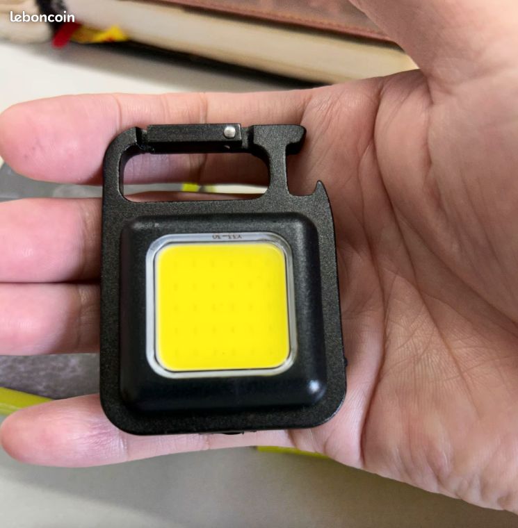 Petite lampe de poche LED de secours forte bricolage (image 1)