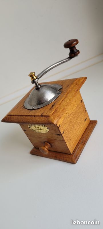 Magnifique petit moulin à POIVRE PEUGEOT frères année 1900 en très bon état de fonctionnement (image 4)