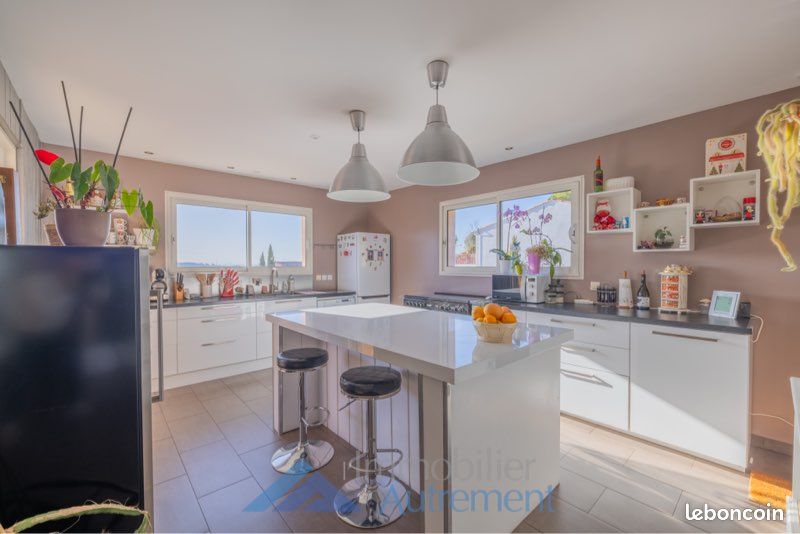 Maison 7 pièces 164 m² · à Manosque · 164 m² · 565 000 €
