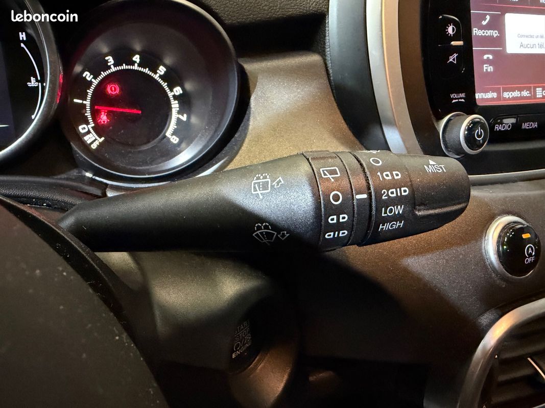 FIAT 500X 1.4 MultiAir 140 ch DCT Cross+ / CUIR / U CONNECT / VOLANT CHAUFFANT / SIEGES CHAUFFANTS (image 18)