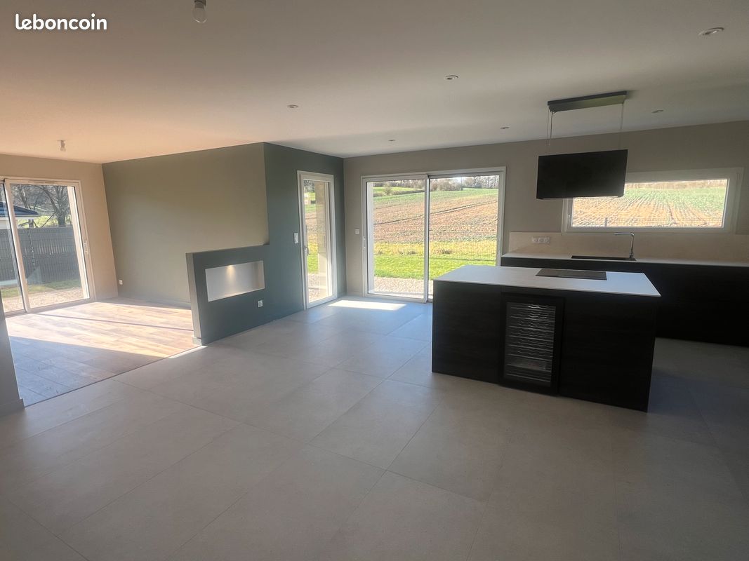 Maison 5 pièces 115 m² · à Devecey · 115 m² · 415 000 €