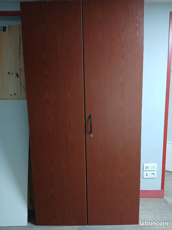 Armoire de bureau (image 1)