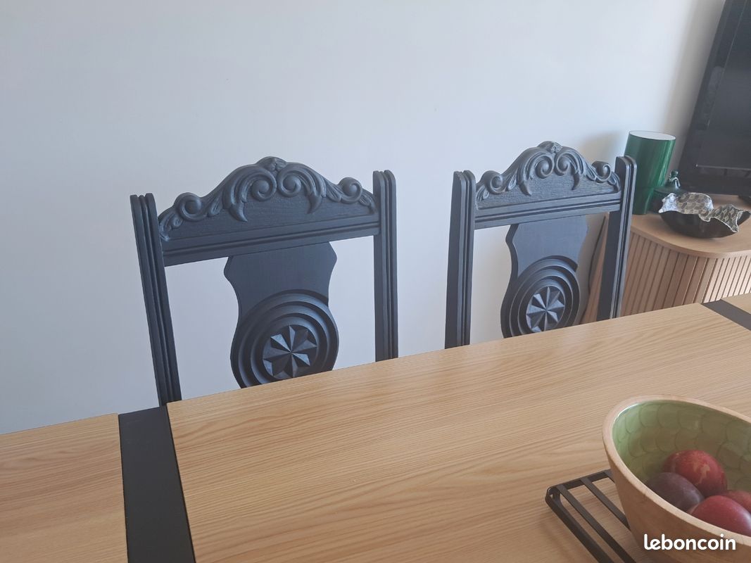 Table et 4 chaises (image 2)