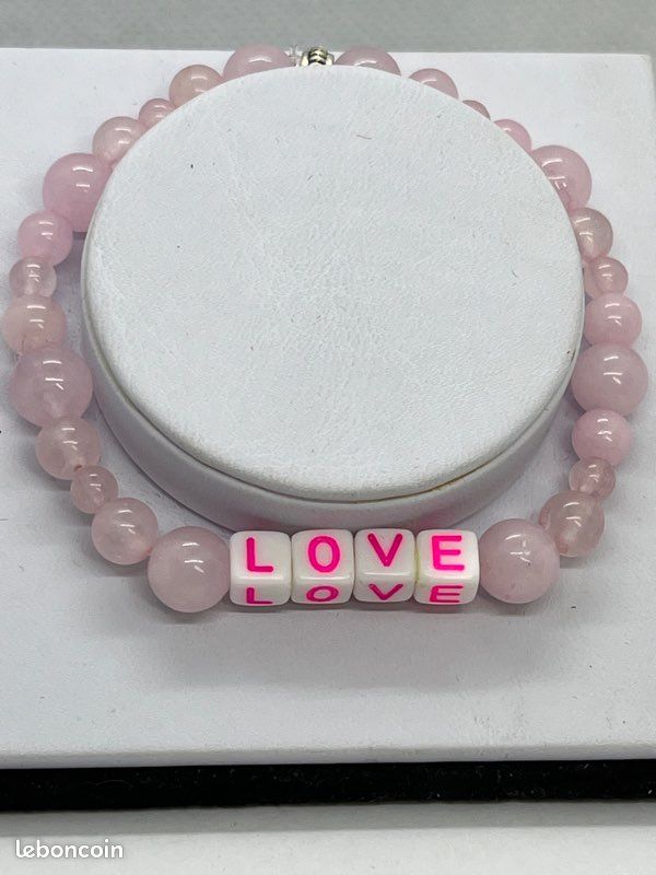 Bracelet LOVE en véritable QUAZTZ ROSE (image 1)