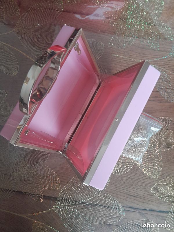 Sac a mains pinup (image 2)