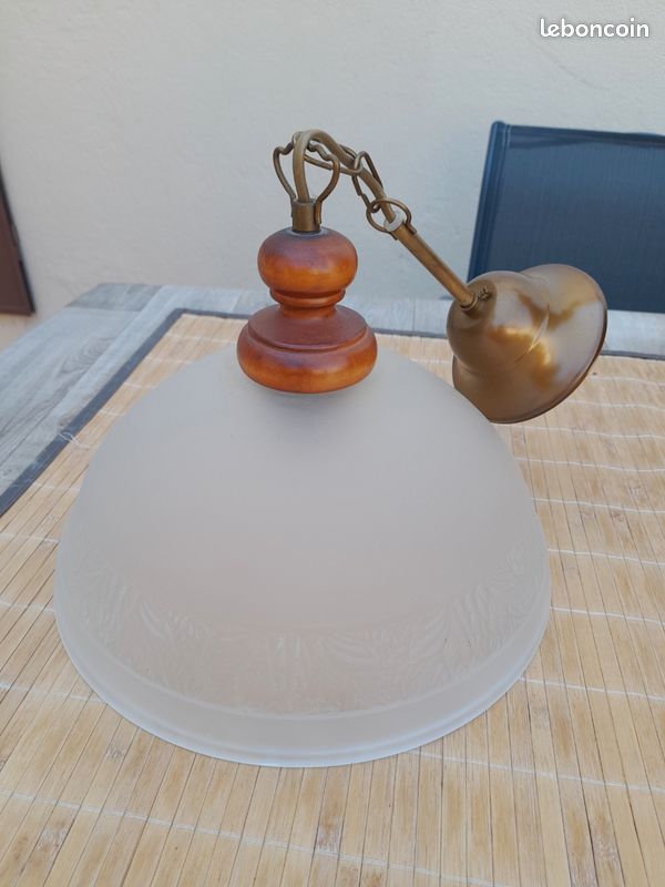 Lampadaire plafond (image 1)